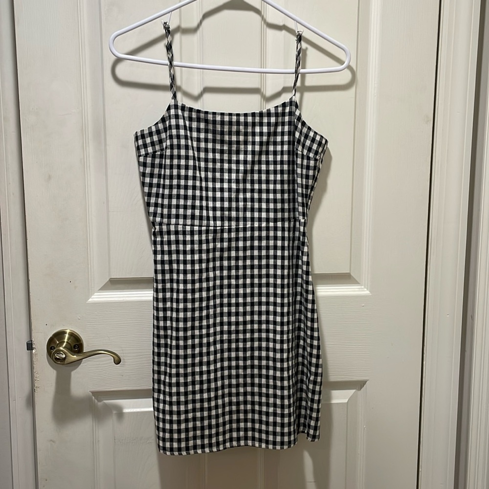 Lulu’s plaid dress